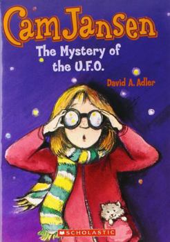 Paperback Cam Jansen and the mystery of the U.F.O (Cam Jansen adventure) Book