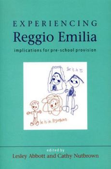 Paperback Experiencing Reggio Emilia Book
