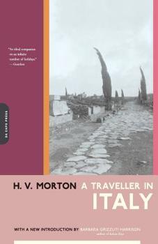 Paperback A Traveller in Italy Book