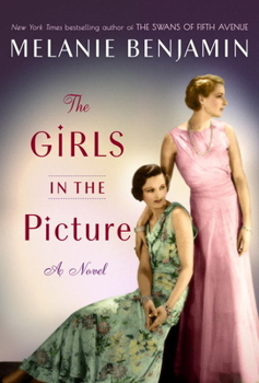 Paperback Girls in the Picture: A Novel Book