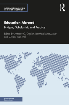 Paperback Education Abroad: Bridging Scholarship and Practice Book