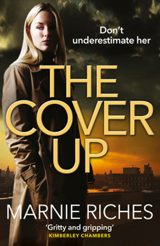 Paperback Cover Up [Polish] Book