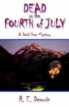 Paperback Dead on the Fourth of July Book