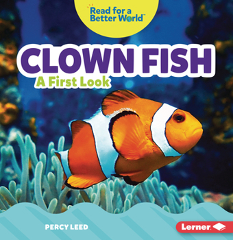 Paperback Clown Fish: A First Look Book