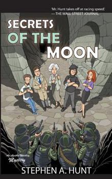 Paperback Secrets of the Moon Book