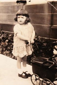 Hardcover Before I Forget Book