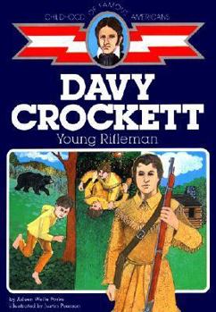 Paperback Davy Crockett: Young Rifleman Book