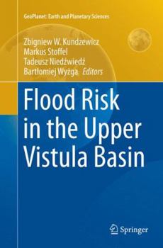 Paperback Flood Risk in the Upper Vistula Basin Book