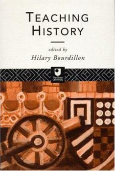 Paperback Teaching History Book