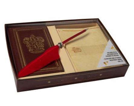 Hardcover Harry Potter: Gryffindor Desktop Stationery Set (with Pen) Book