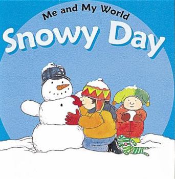 Paperback It's Snowy! (Me & My World) Book