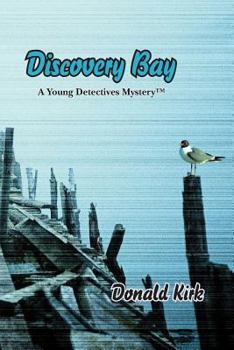 Paperback Discovery Bay: A Young Detectives Mystery Book