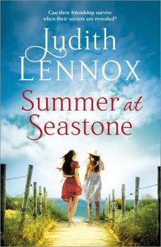 Paperback Summer at Seastone: A mesmerising tale of the enduring power of friendship and a love that stems from the Second World War Book