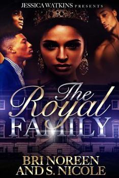 Paperback The Royal Family Book