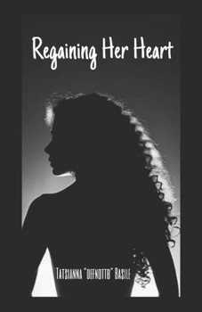 Paperback Regaining Her Heart Book
