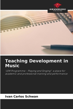 Paperback Teaching Development in Music Book