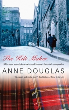 Hardcover The Kilt Maker [Large Print] Book