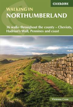 Paperback Walking in Northumberland Book