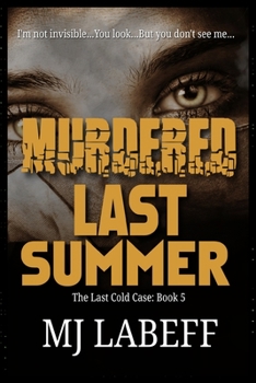 Paperback Murdered Last Summer Book