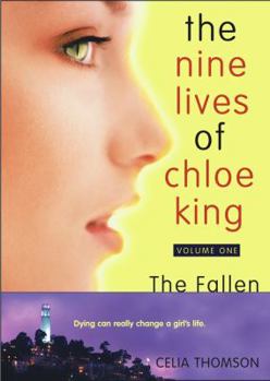 Paperback The Fallen (Nine Lives of Chloe King) Book