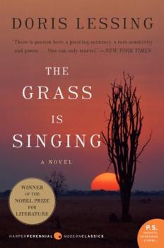 Paperback The Grass Is Singing Book