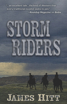 Paperback Storm Riders [Large Print] Book