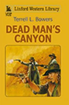 Paperback Dead Man's Canyon [Large Print] Book