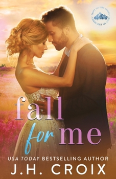 Paperback Fall For Me Book