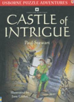 Paperback Castle of Intrigue: English Heritage Edition (Usborne Puzzle Adventures) Book