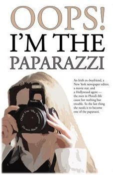 Paperback OOPS! I'm the Paparazzi [Large Print] Book