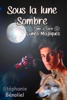 Paperback Sous la lune sombre [French] Book