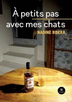 Paperback À petits pas avec mes chats [French] Book