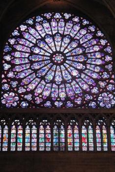 Paperback Stained Glass Windows at Notre Dame Cathedral Journal: 150 Page Lined Notebook/Diary Book