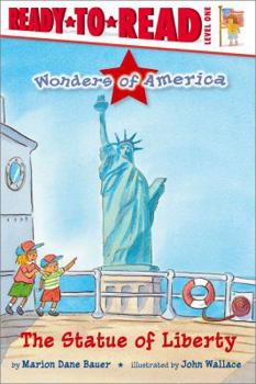 Paperback The Statue of Liberty: Ready-To-Read Level 1 Book