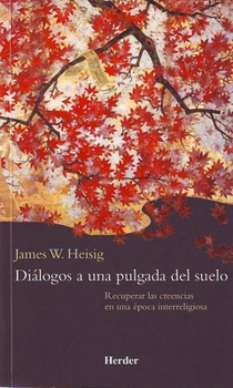 Paperback Dialogos a Una Pulgada del Suelo [Spanish] Book