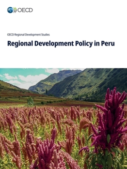 Paperback Regional Development Policy in Peru Book