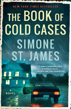 Paperback The Book of Cold Cases Book