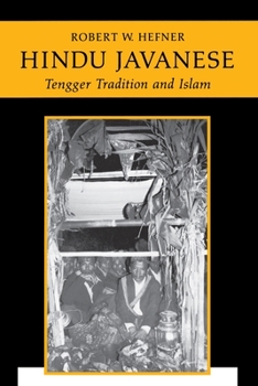 Paperback Hindu Javanese: Tengger Tradition and Islam Book