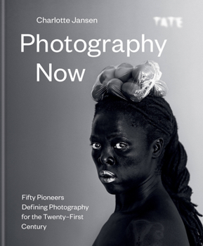 Hardcover Photography Now: Fifty Pioneers Defining Photography for the Twenty-First Century Book