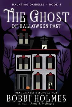Paperback The Ghost of Halloween Past Book
