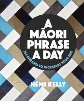 Paperback Maori Phrase a Day Book