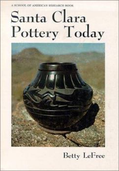 Paperback Santa Clara Pottery Today Book