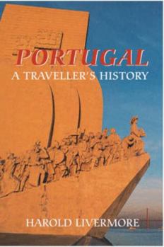 Paperback Portugal: A Traveller's History Book