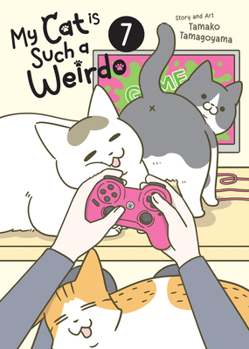 Paperback My Cat Is Such a Weirdo Vol. 7 Book
