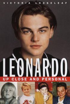 Paperback Leonardo: Up Close and Personal Book