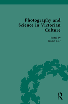 Hardcover Photography and Science in Victorian Culture Book