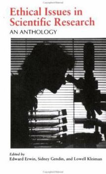 Paperback Ethical Issues in Scientific Research: An Anthology Book