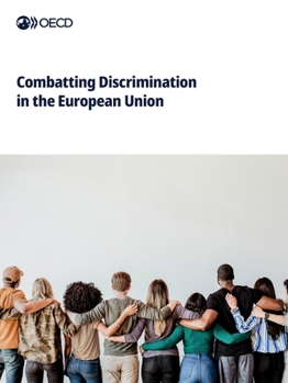 Paperback Combatting Discrimination in the European Union Book
