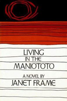 Paperback Living in the Maniototo Book