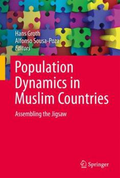 Paperback Population Dynamics in Muslim Countries: Assembling the Jigsaw Book